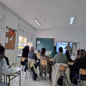 Formación a familias a cargo de Fabio Ruiz. Profesor de A.L. de nuestro centro.